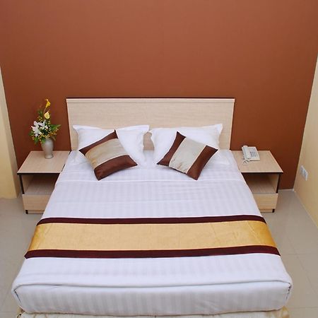 Hotel 72 ย่างกุ้ง ภายนอก รูปภาพ