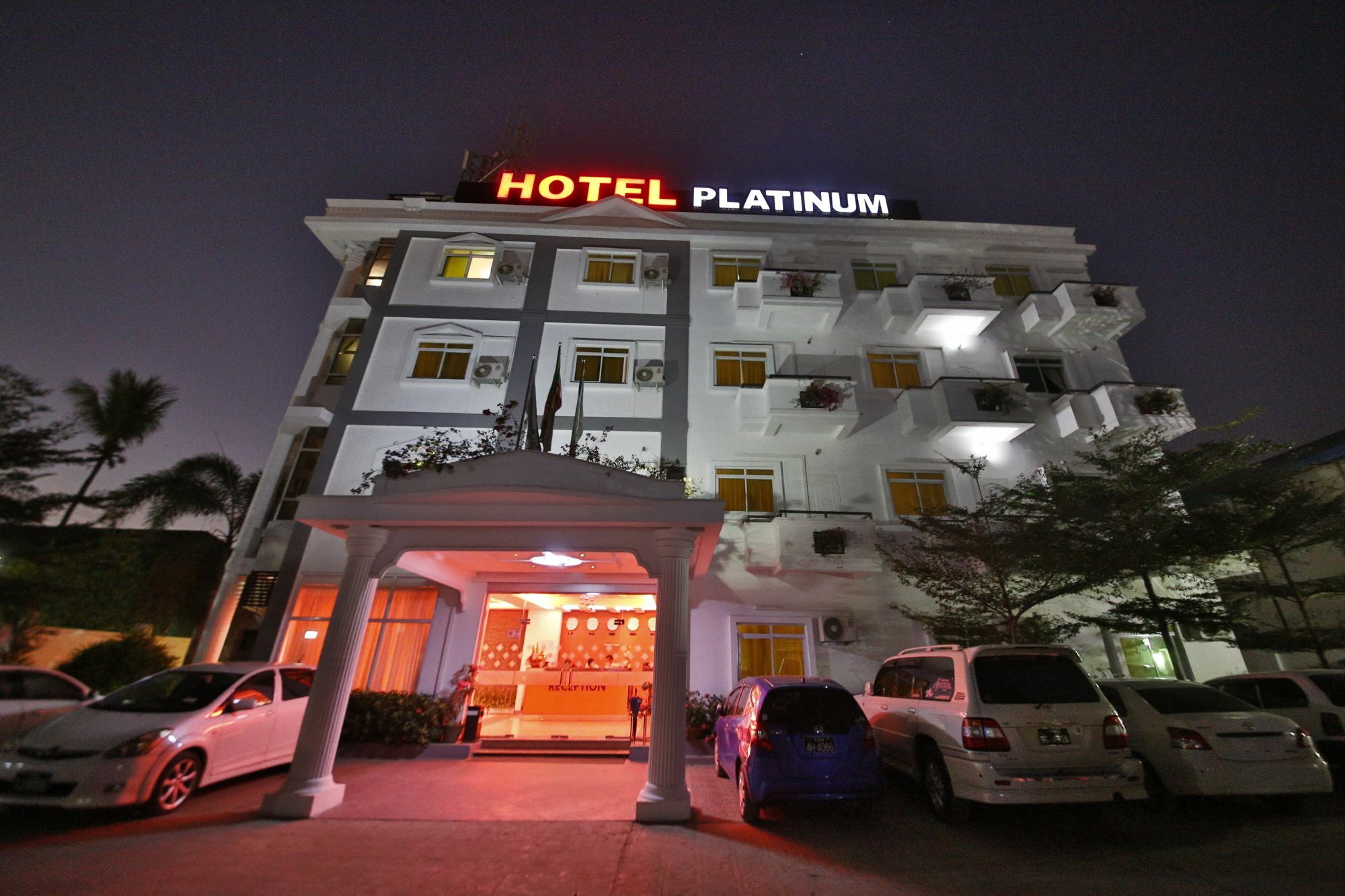 Hotel 72 ย่างกุ้ง ภายนอก รูปภาพ