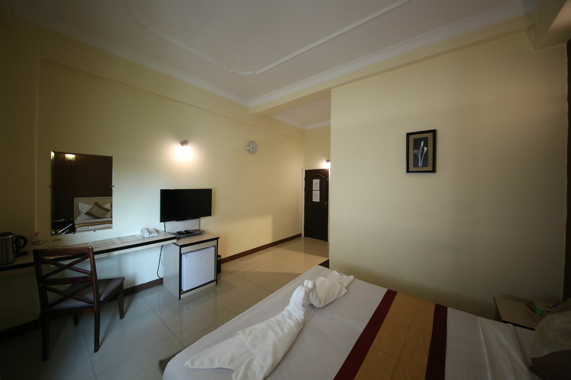 Hotel 72 ย่างกุ้ง ภายนอก รูปภาพ
